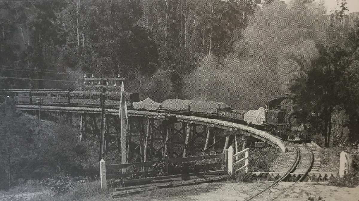 old photo of the original mixed freight Puffing Billy