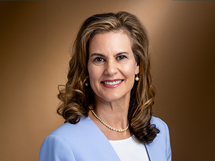 Headshot of board member Elaine Collins