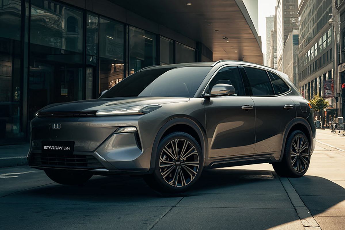 Silver Geely Starray EM-i plug-in hybrid medium SUV parked on side of city street